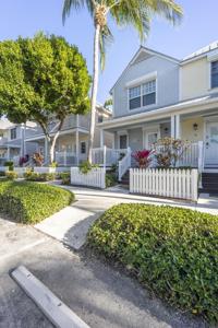 7032 Harbor Village Drive