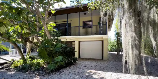114 South Drive