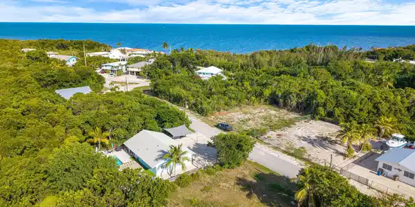 Image 4: DJI_20260807173721_0576_D