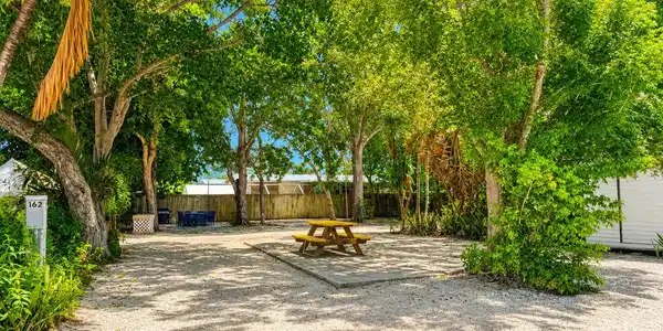 101551 Overseas Highway