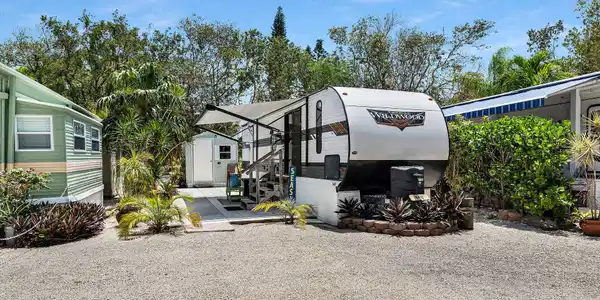 101551 Overseas Highway