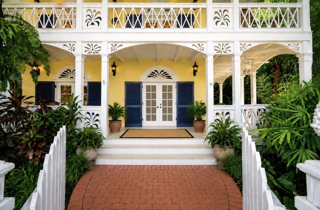 Image 2: Front Entrance