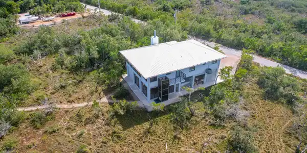 Image 4: Side of House