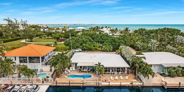 1022 E 75Th Street Ocean