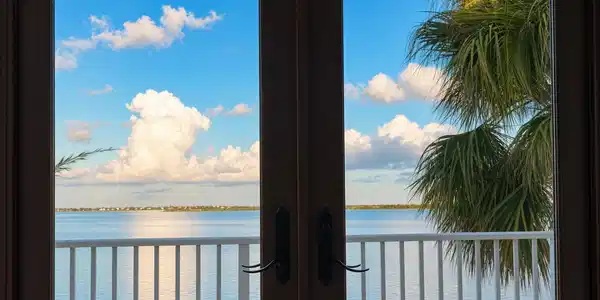 Image 3: View