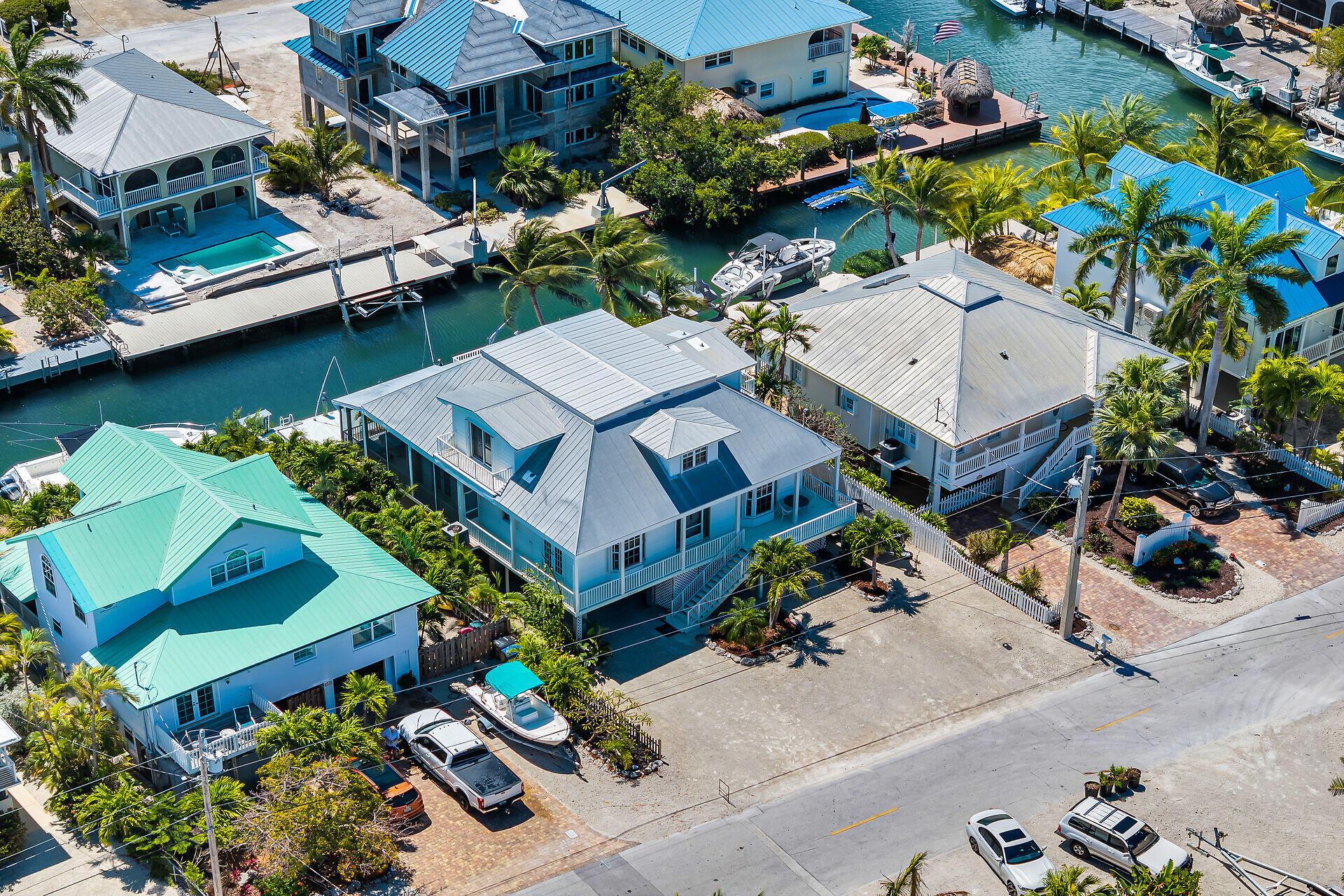 Image 1: virtual-tour-354718-mls-high-res-image-5