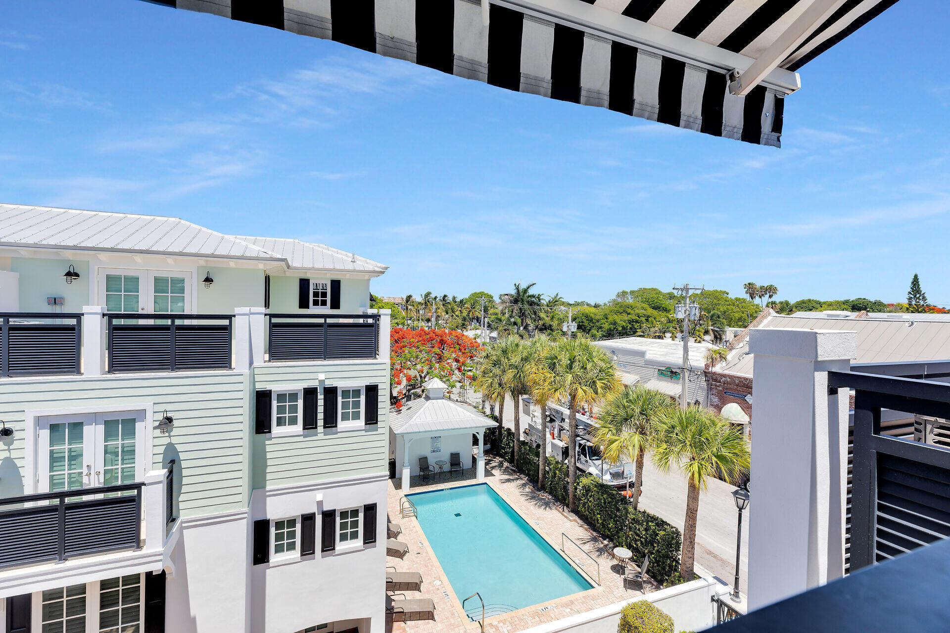 Image 2: 4th Floor Balcony