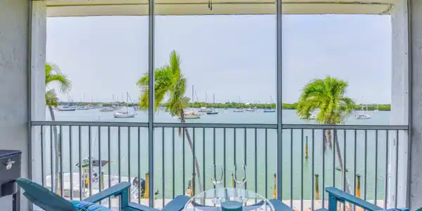 303 Sombrero Boulevard