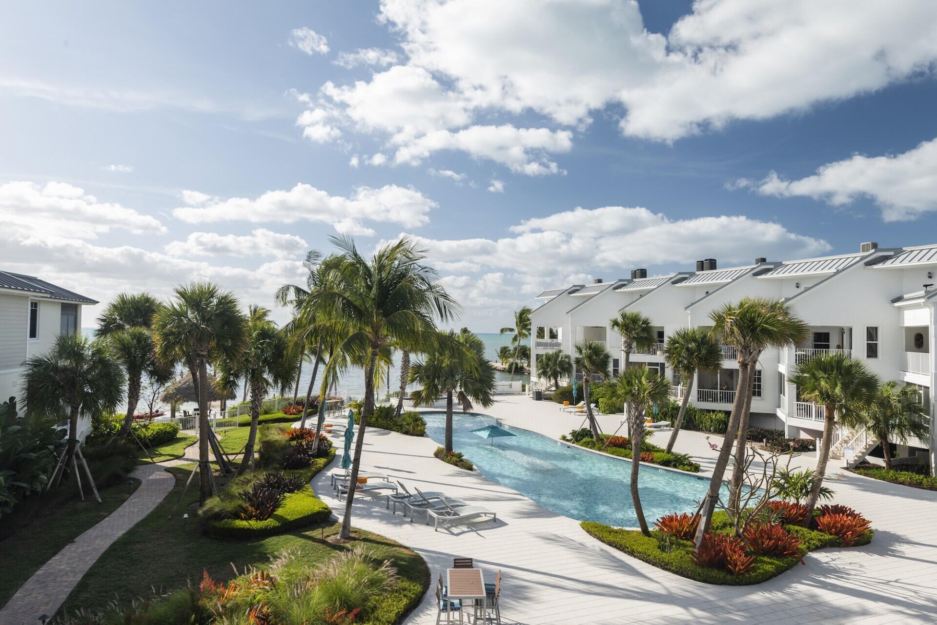 Image 2: Maison Residences 204 for sale islamorad