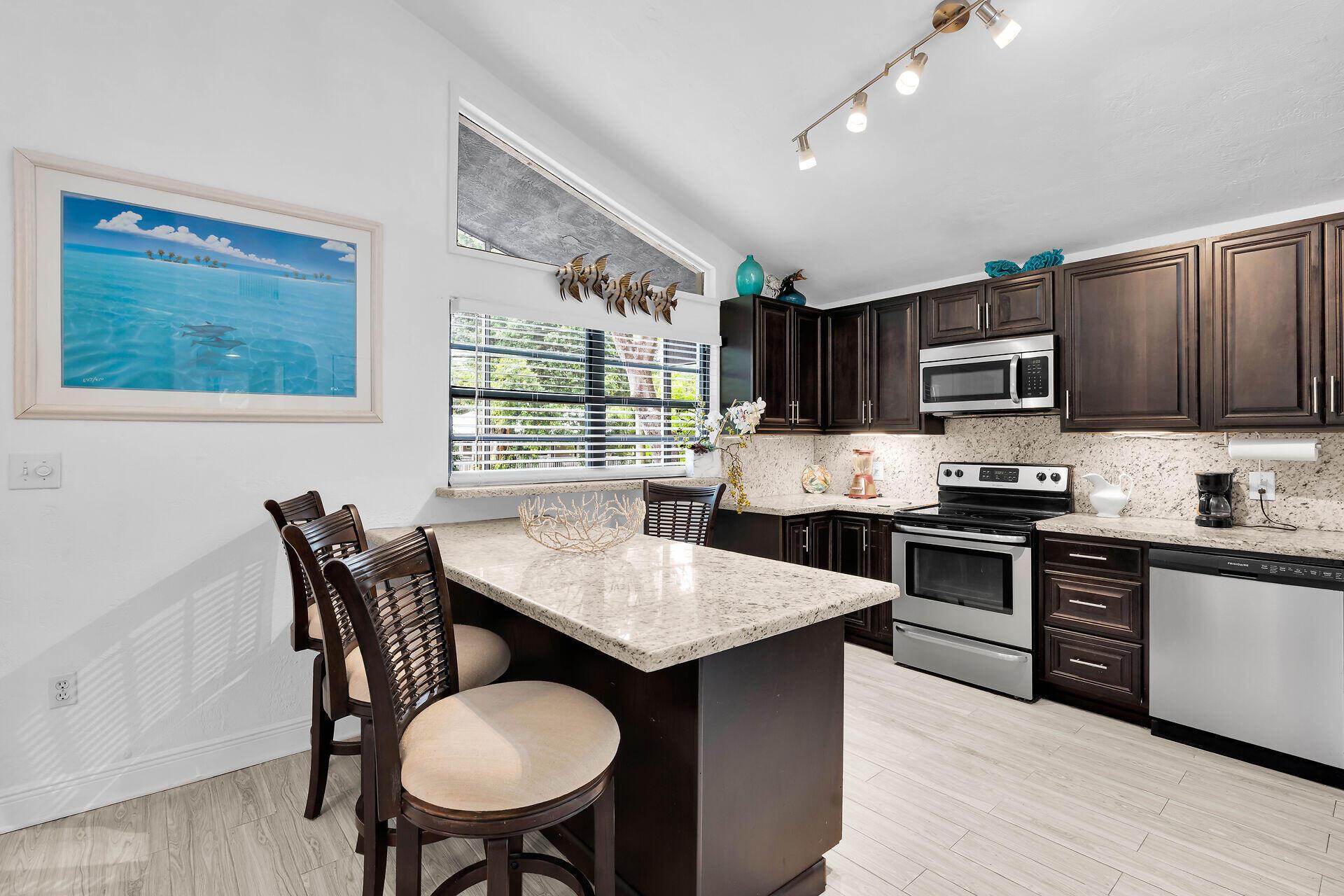 Image 3: virtual-tour-363958-mls-high-res-image-4