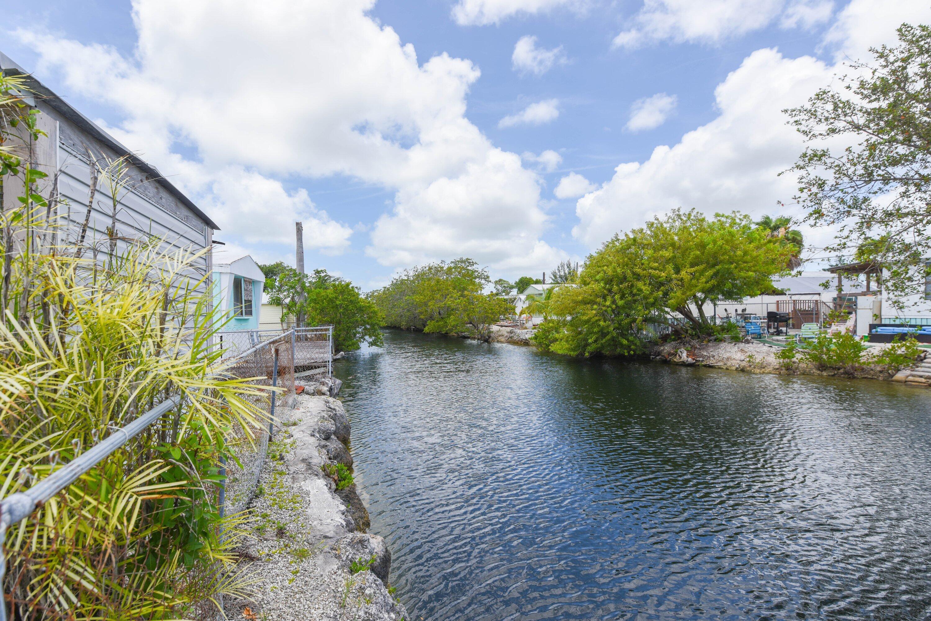 Image 4: 27965 Tarpon Terrace