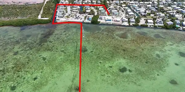 Image 2: 03-DJI_20250415124331_0158_Db