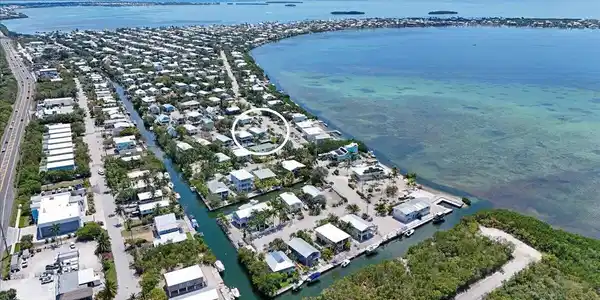 Image 3: 07-DJI_20250415124703_0168_Db