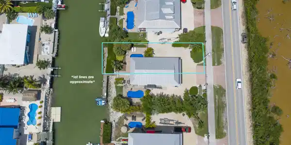 Image 4: 241 Sombrero Drone-6