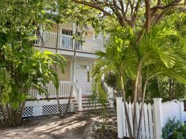 1025 Sandys Way