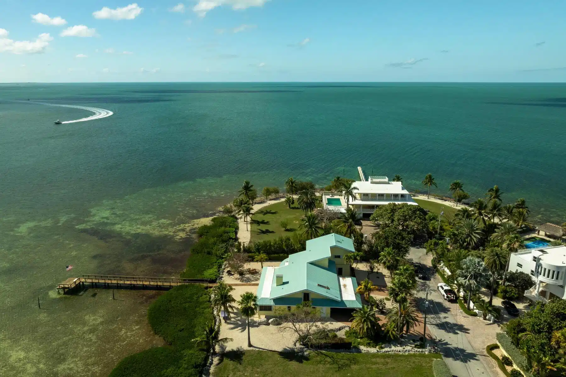 Image 1: East to West views of the bay