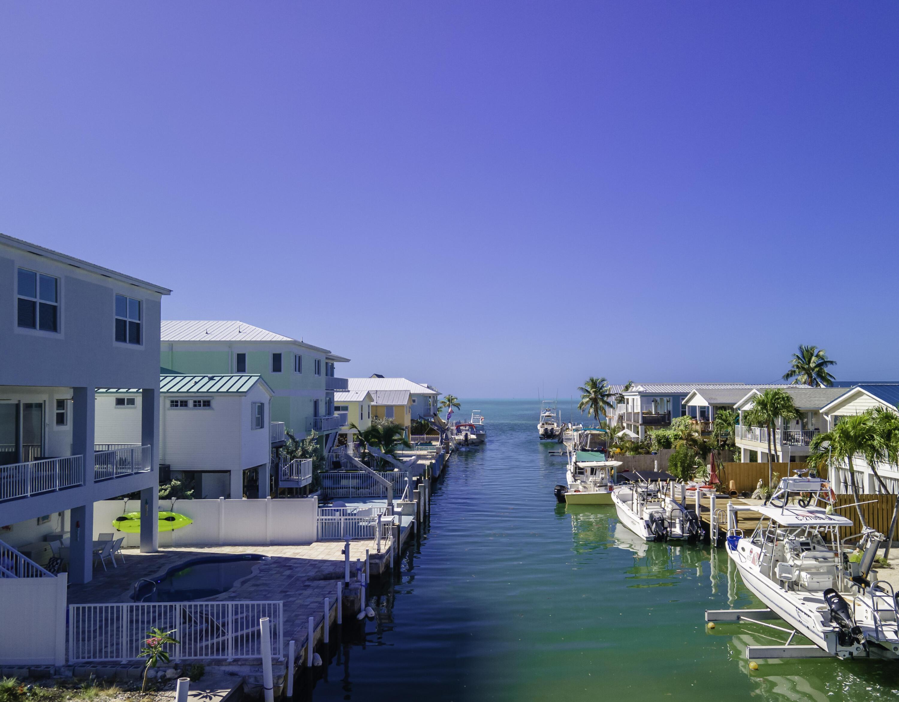 Image 3: 1140-92-Street-canal-view-