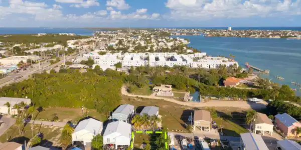 470 W 105Th Street Ocean