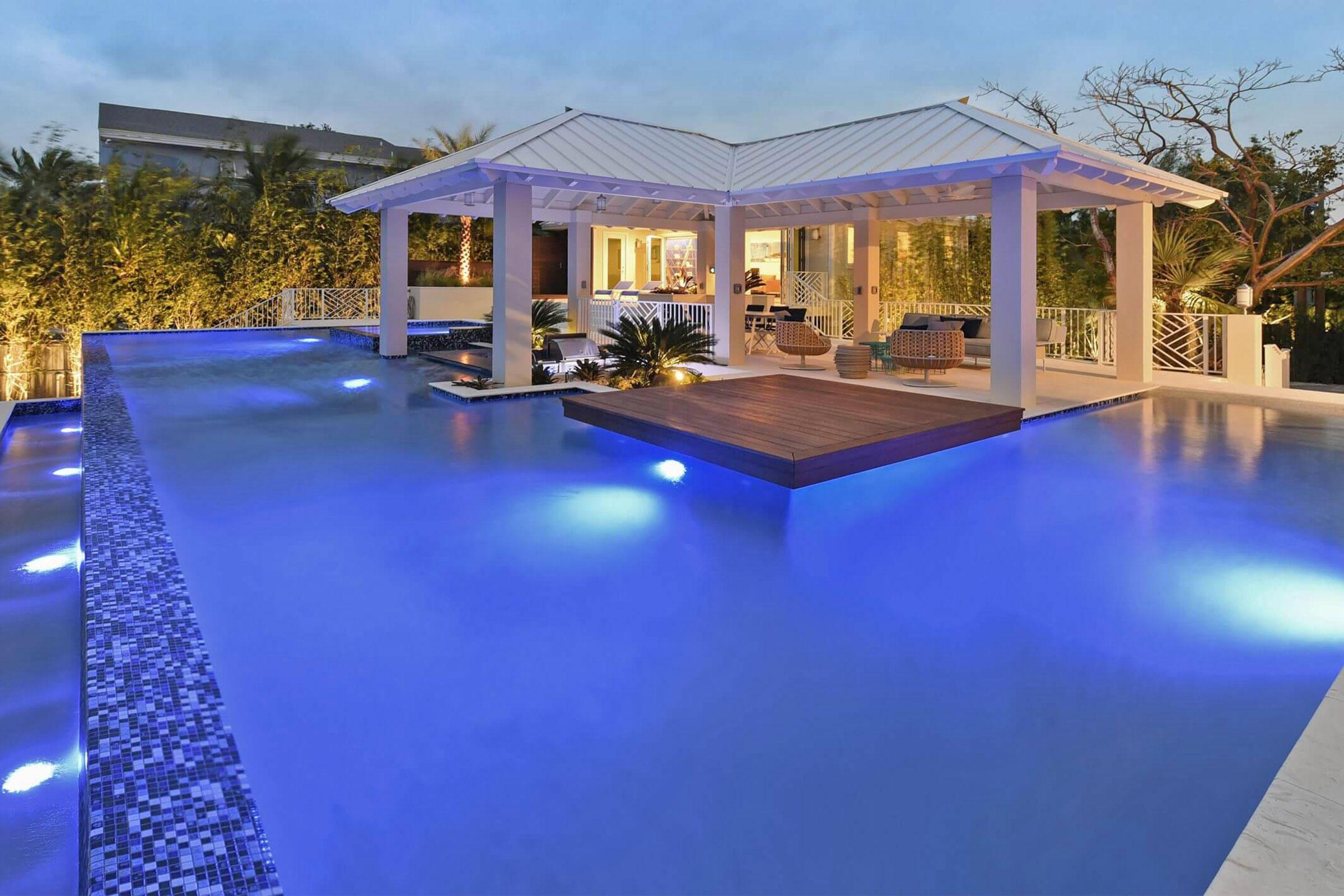 Image 4: One-of-a-Kind Custom Pool