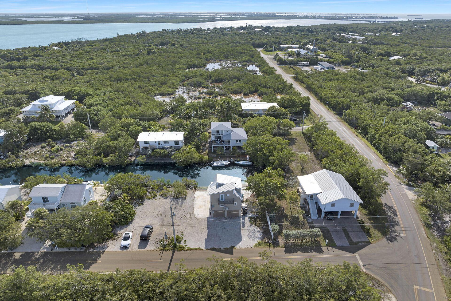 Image 4: virtual-tour-358875-03