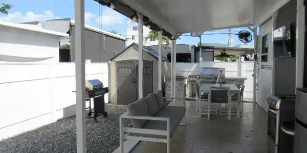 Image 2: 325 Calusa St 15