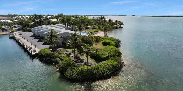 28 Jade Drive