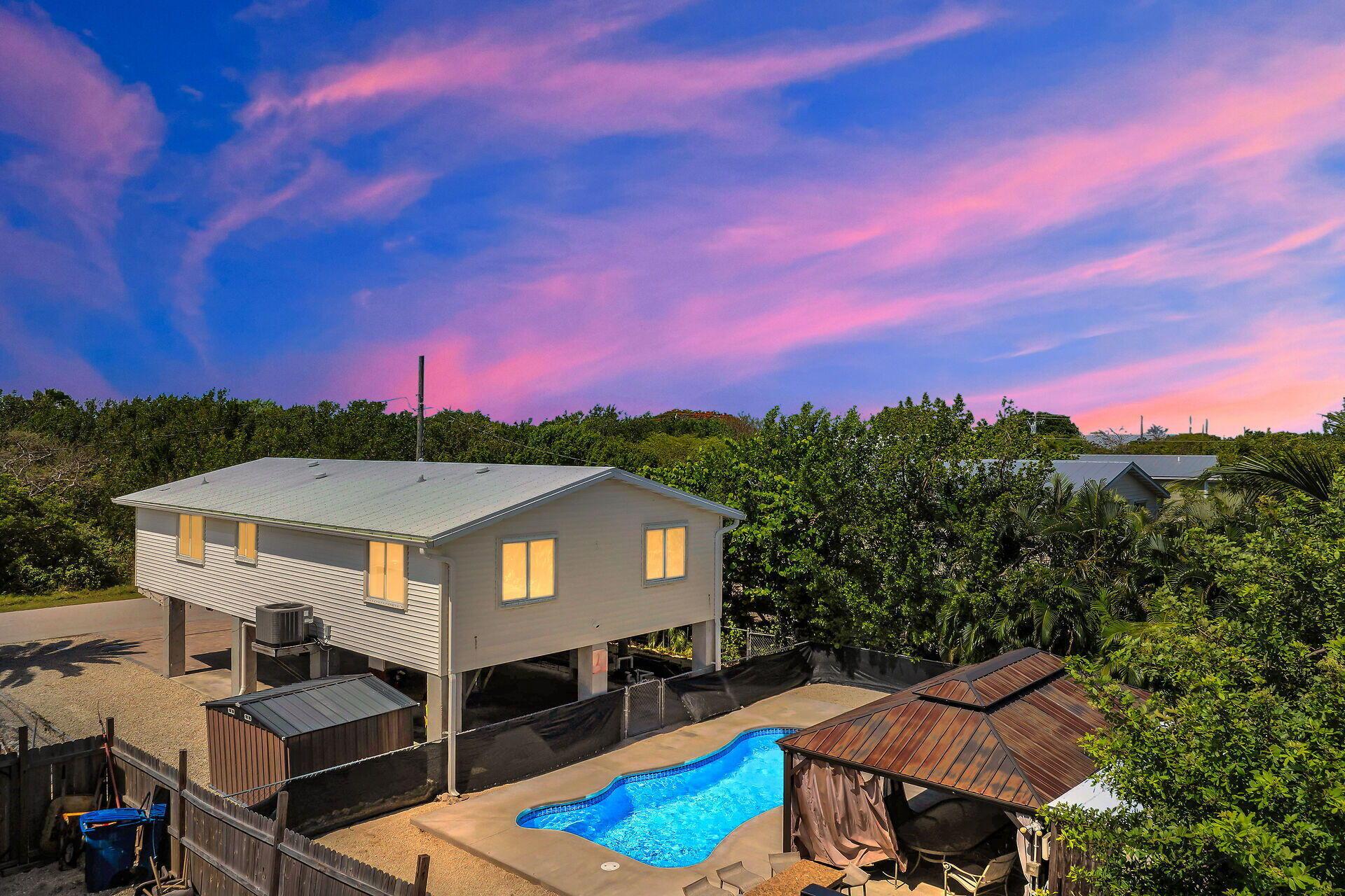 Image 2: 2-web-or-mls-virtual-tour-363875-02