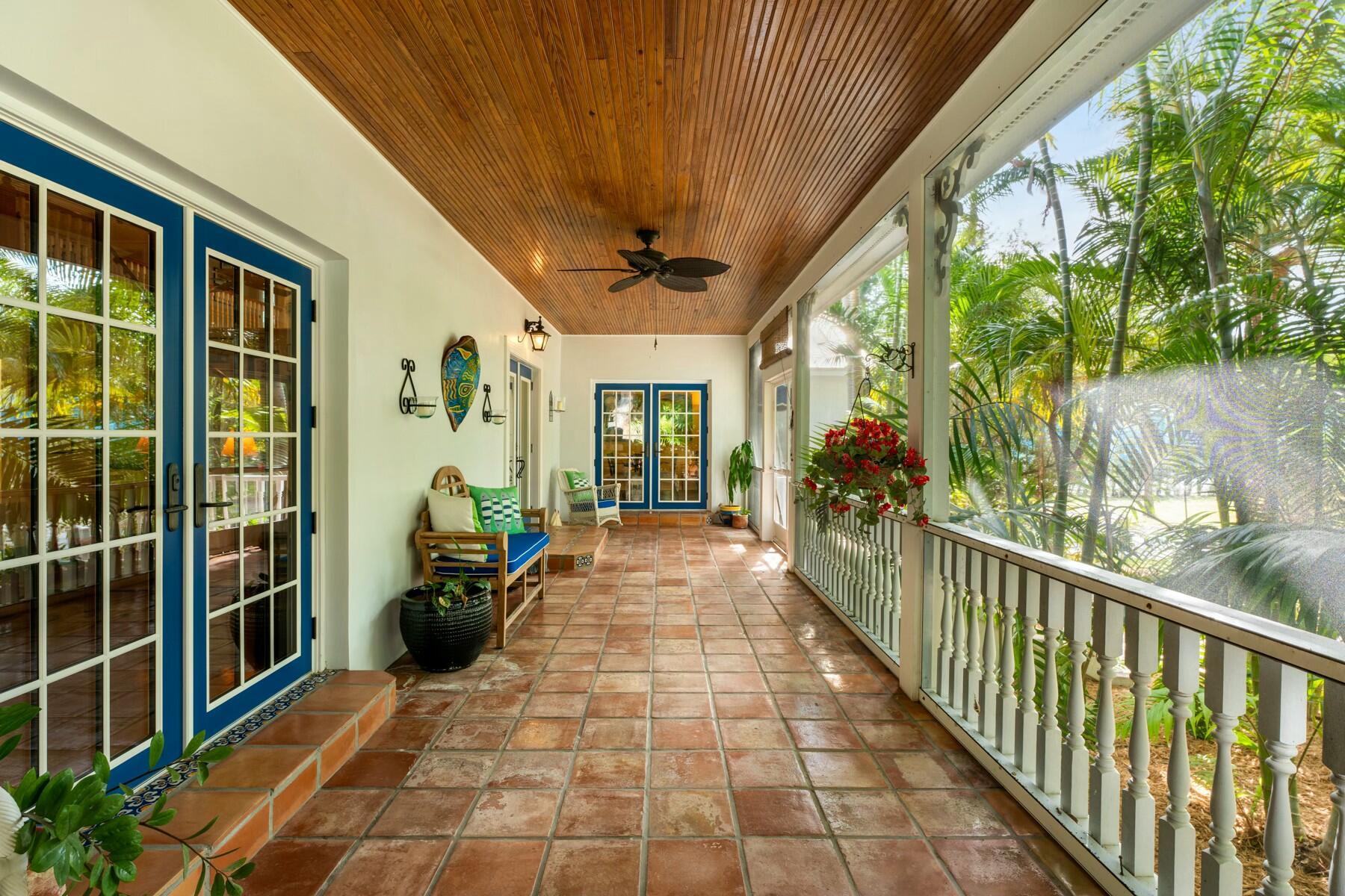 Image 3: Veranda