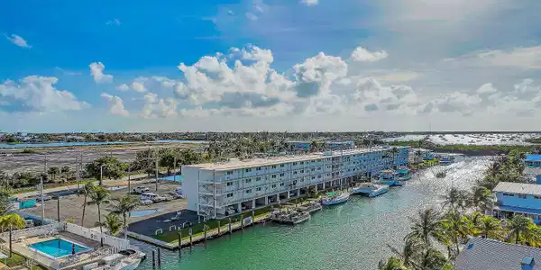 21 Sombrero Boulevard