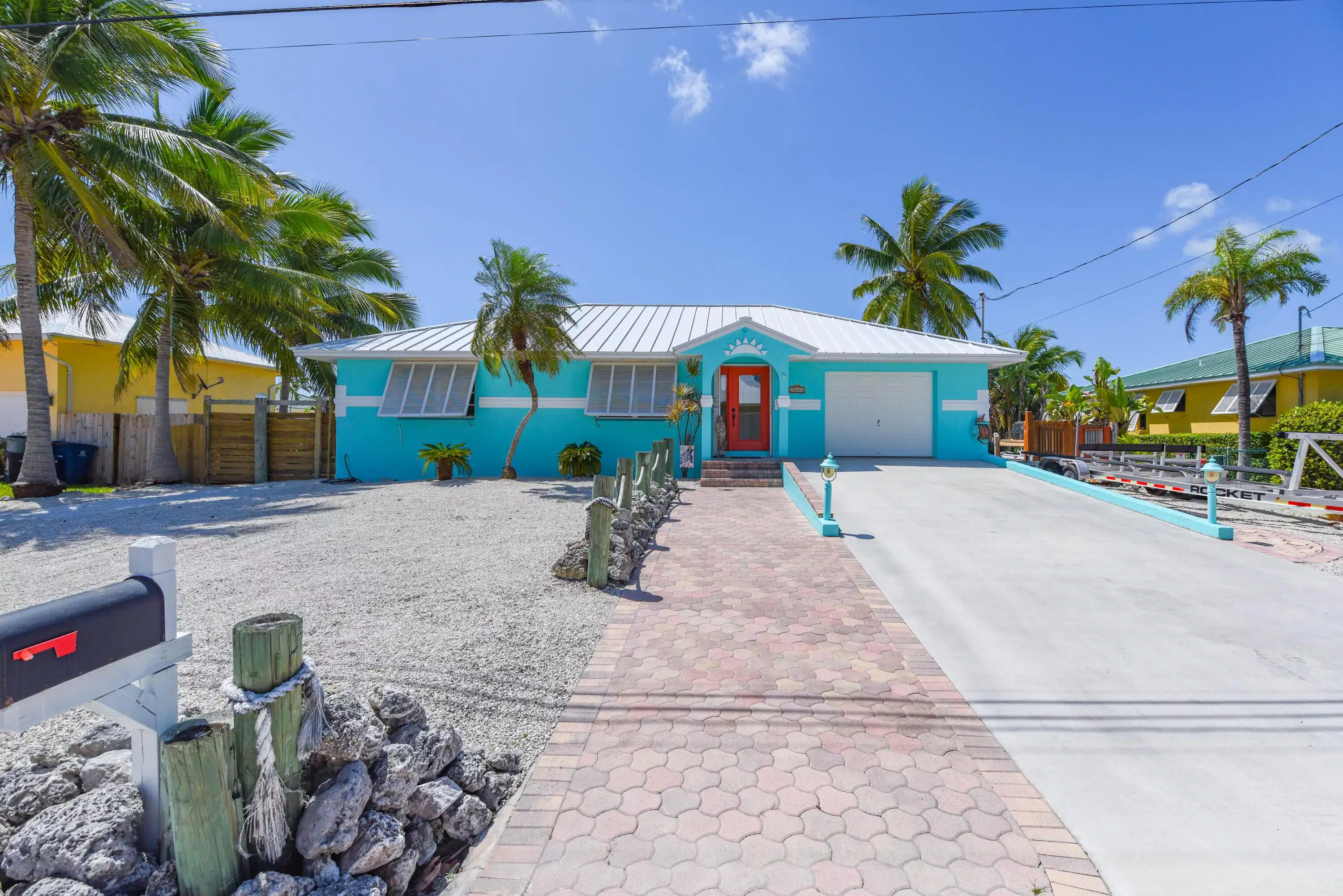 Image 1: 036-208685thAvenueWest-CudjoeKey-FL-3304