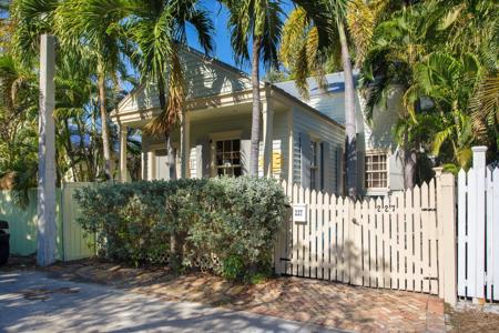 227 Julia Street