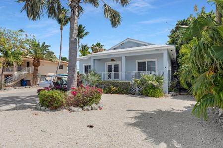 241 W Seaview Drive