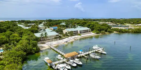 87200 Overseas Highway