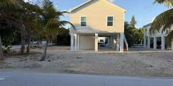 27452 Anguila Lane