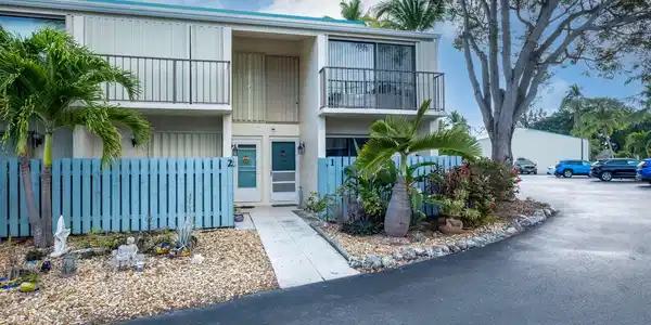 87200 Overseas Highway