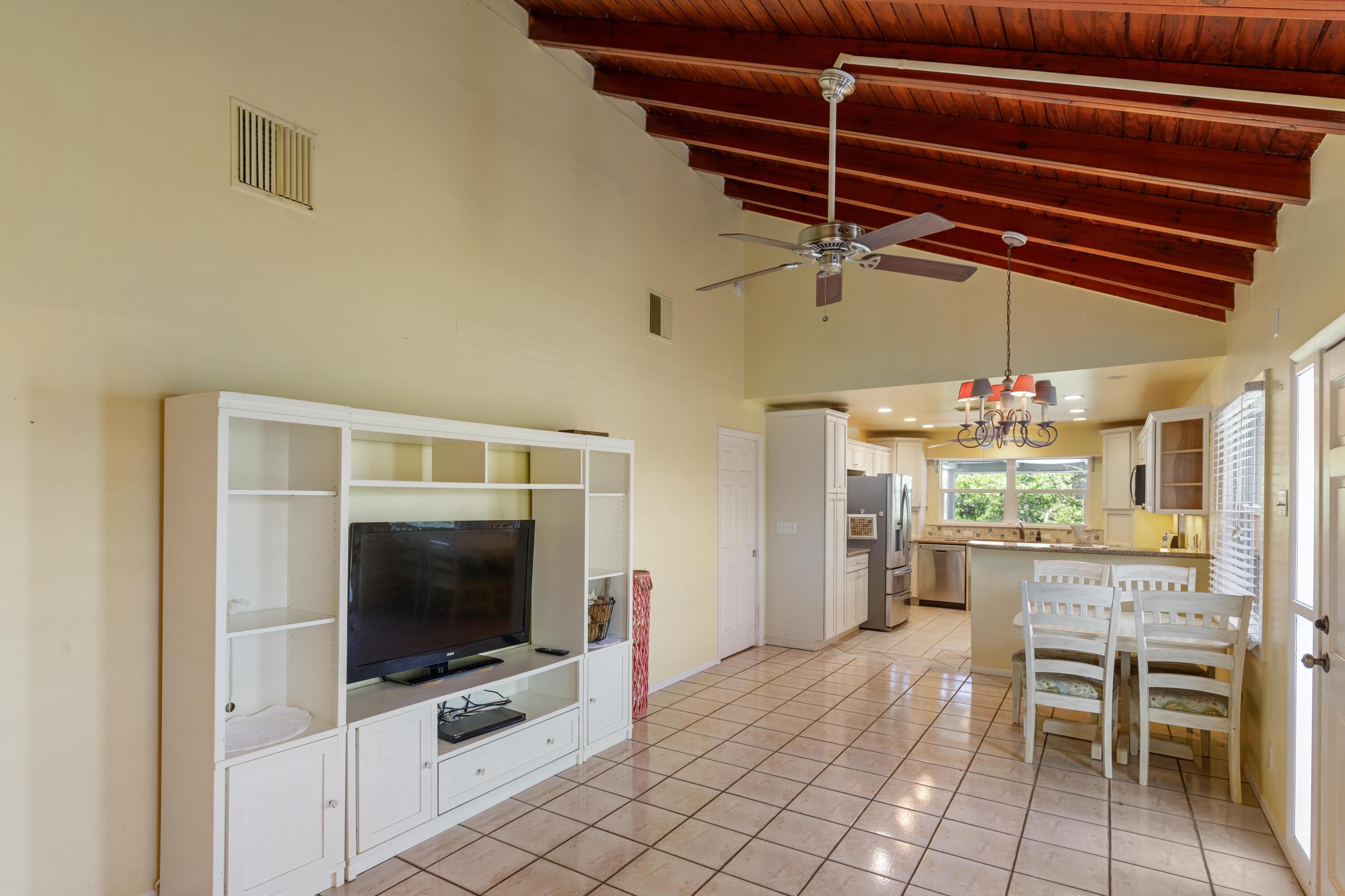 Image 2: Living Room/Dining Area