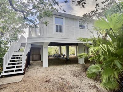 360 Tropical Avenue