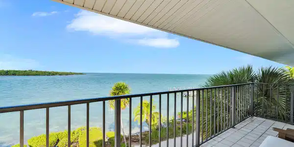 12690 Overseas Highway