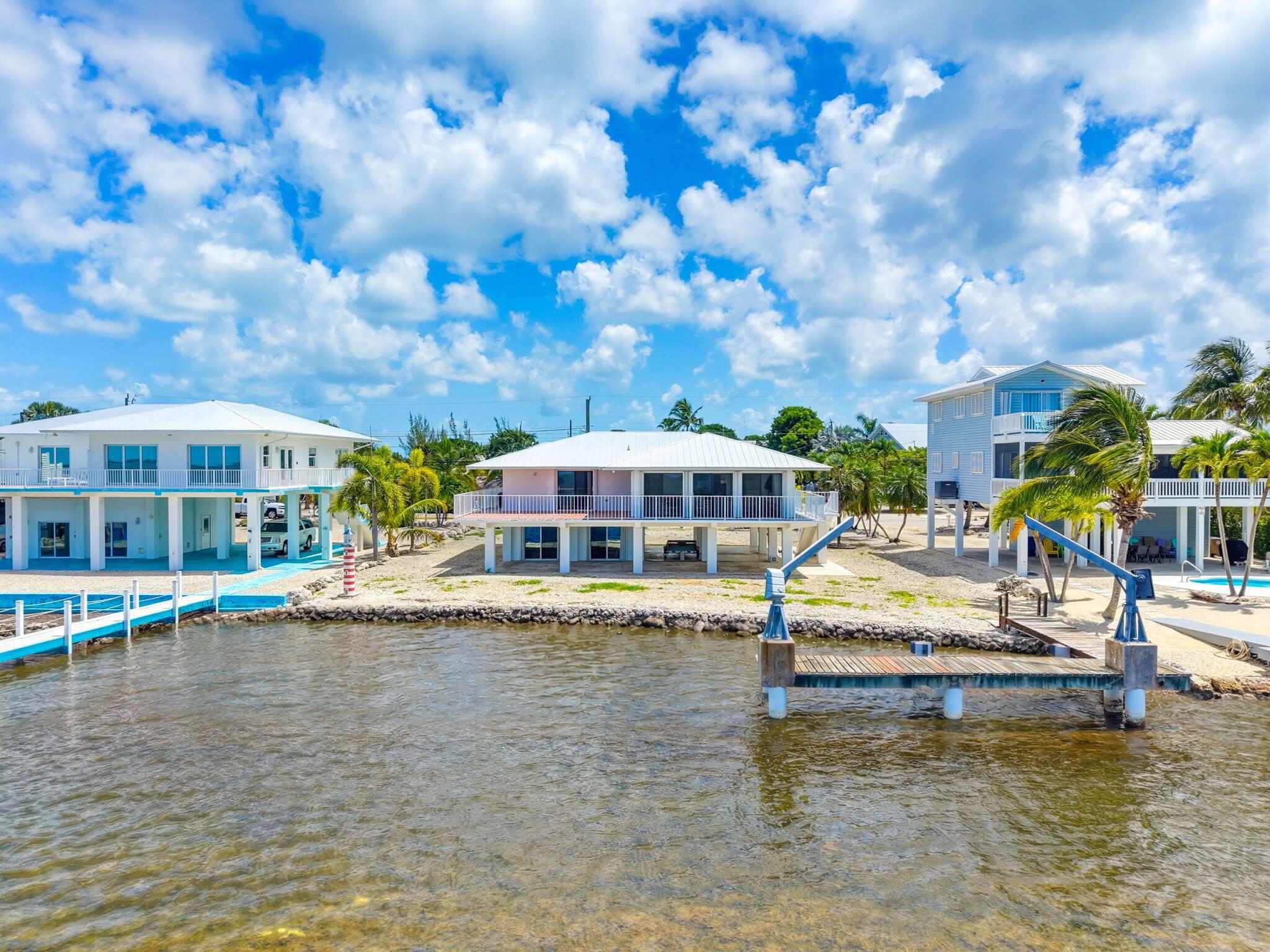 Image 1: Oceanfront Home w/ Boat Boat Lift