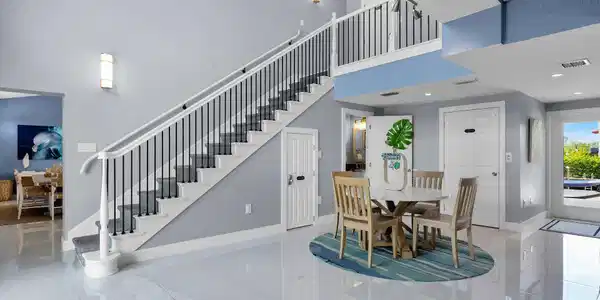 Image 4: Entry