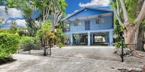 Image 4: virtual-tour-365782-mls-high-res-image-4