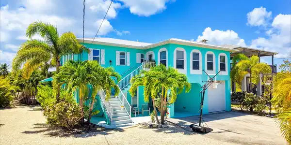 Image 4: 57-web-or-mls-1632 Bogie Dr - 056