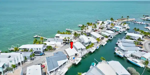 65821 Overseas Highway