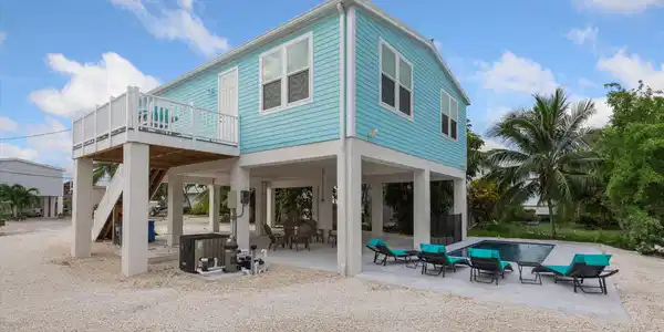 463 Lesrohde Drive