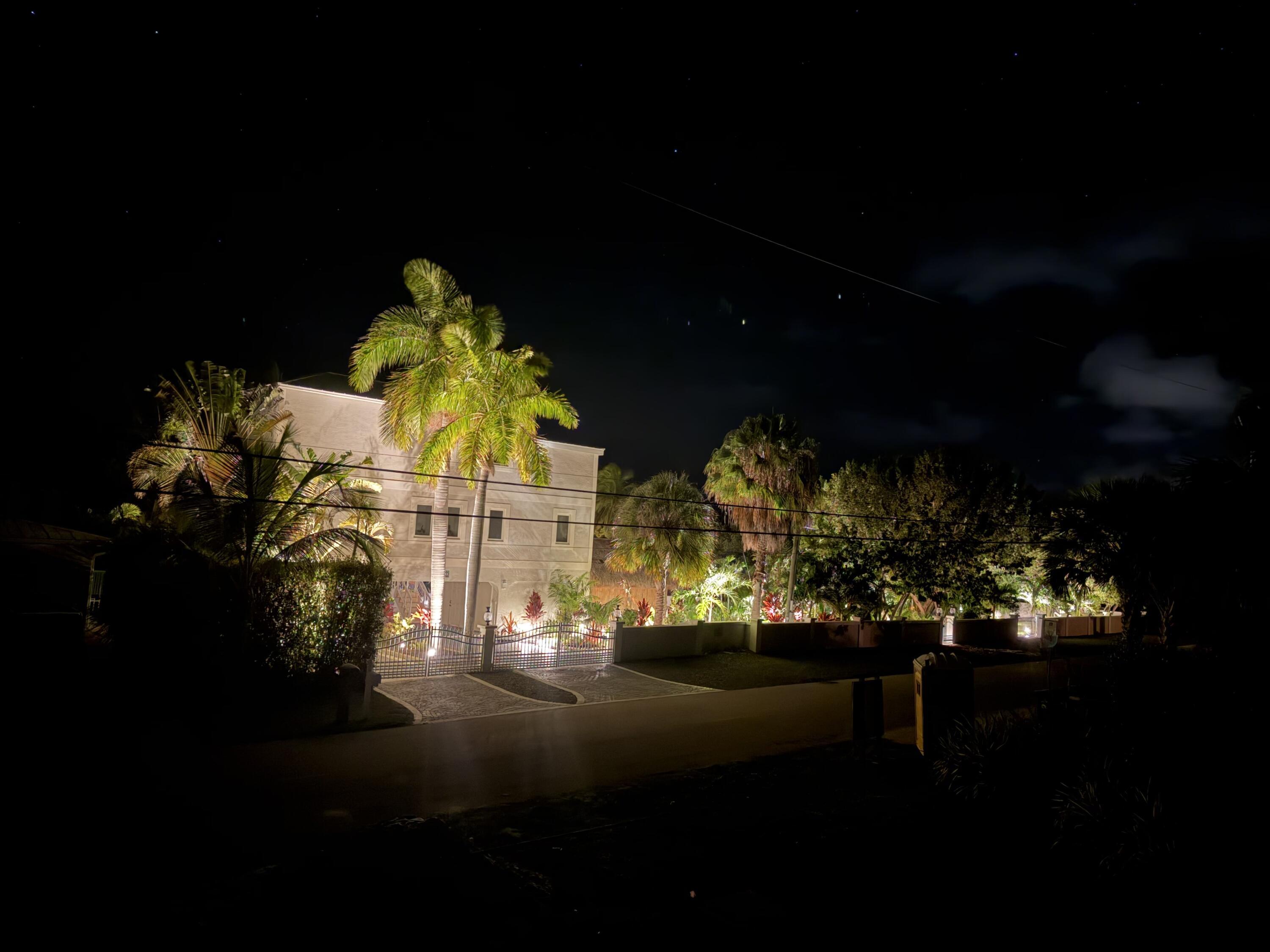 Image 4: 17183 Coral Drive