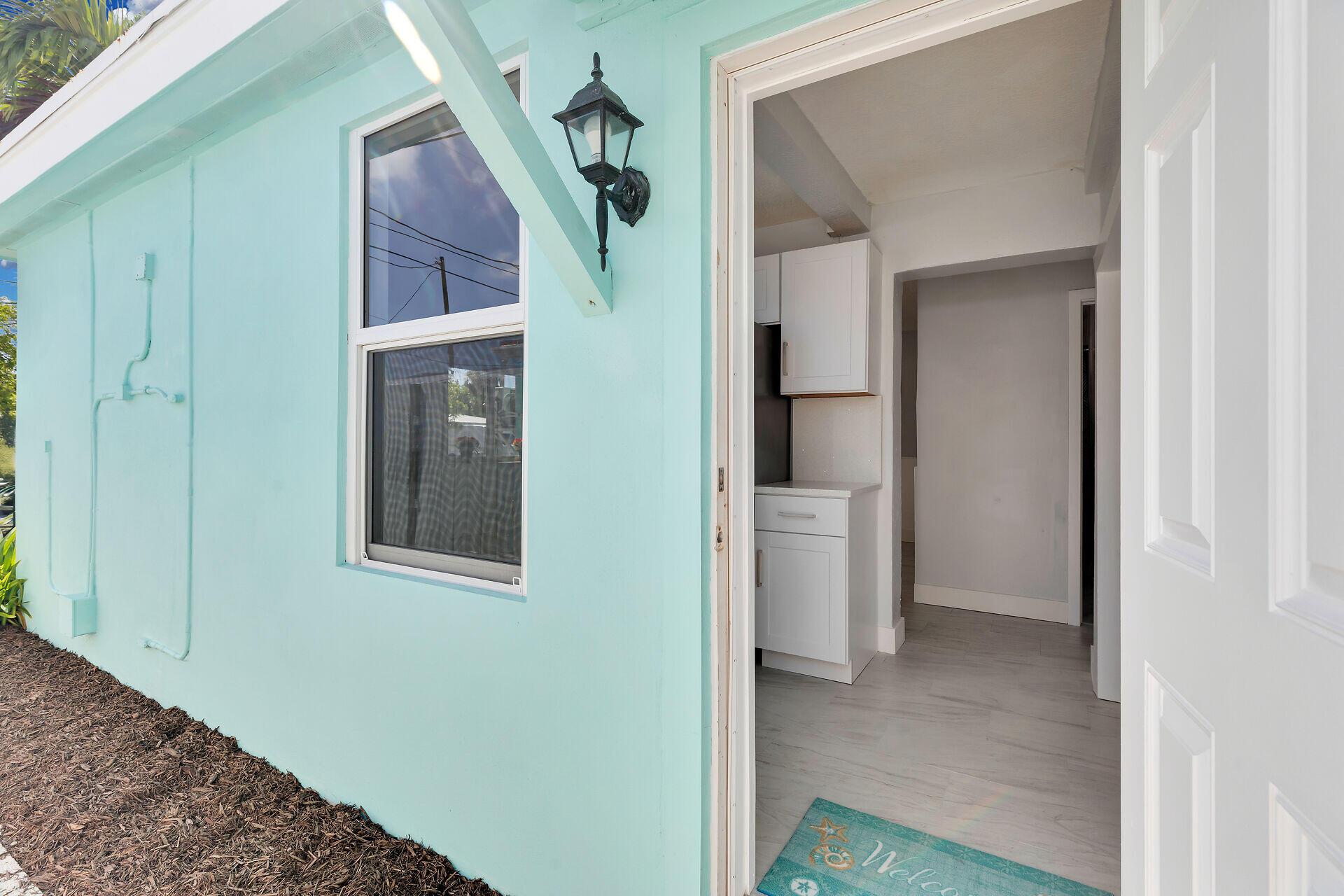 Image 3: virtual-tour-363808-04