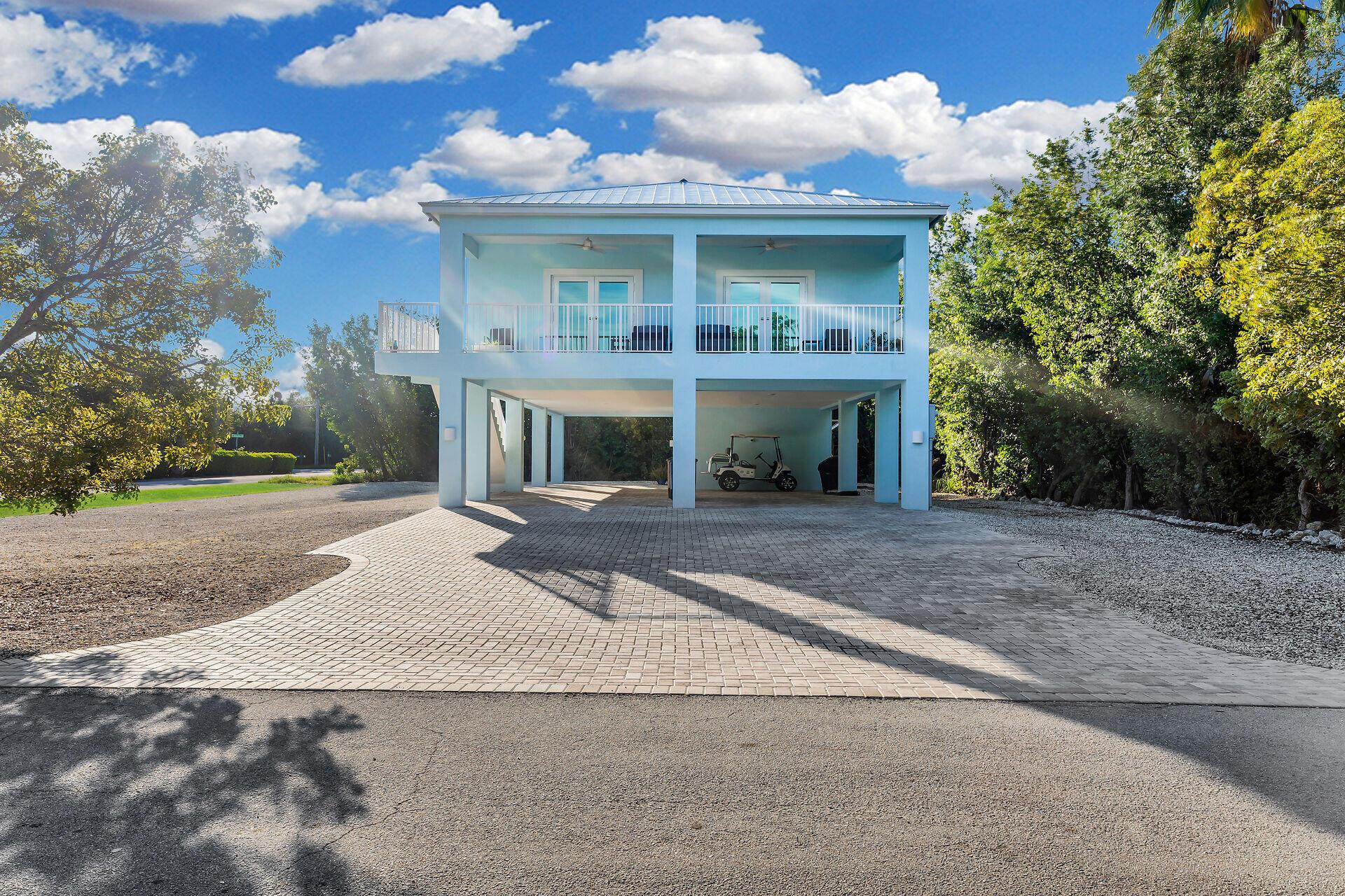 Image 2: driveway