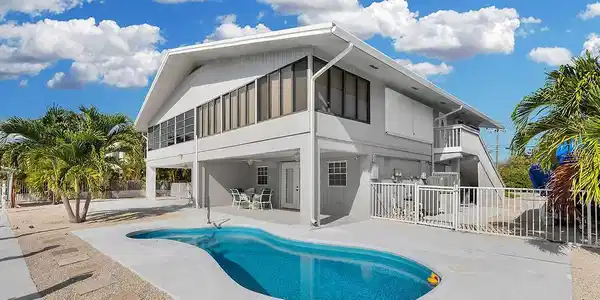 303 Sombrero Beach Road