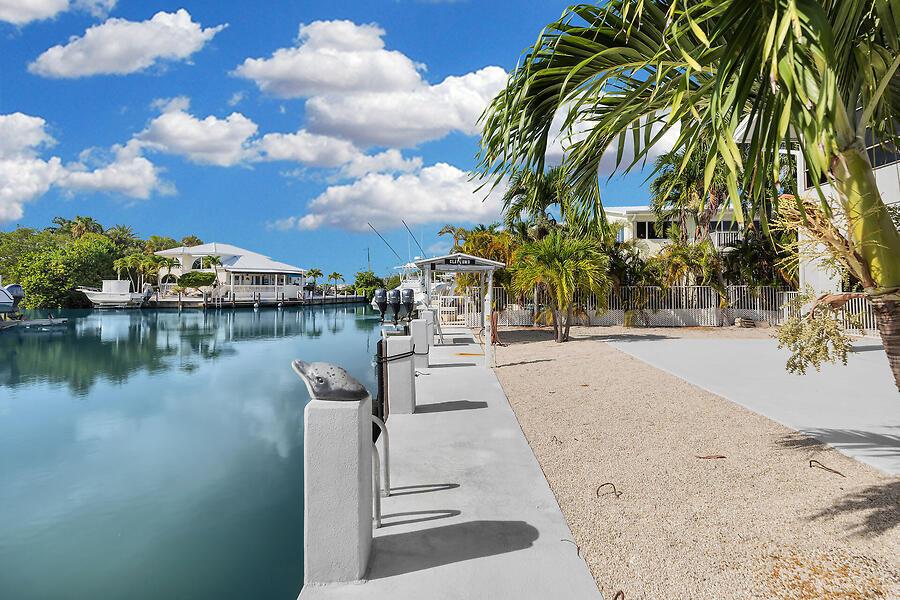 Image 2: 110' of concrete seawall