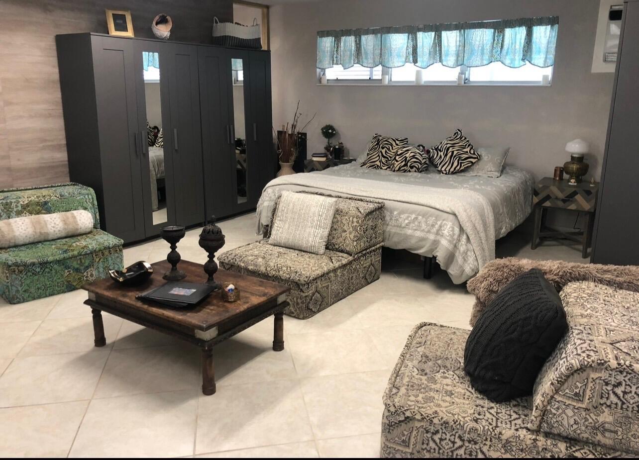 Image 4: 1st Floor Bedroom